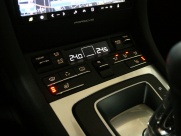 ポルシェ 911(Type991) カレラ4 PDK D車 希少左H SPクロノPKG SPエグゾースト ブラックレザー 全ディーラー整備 ワイドボディ（カレラ＋40mm）禁煙 室内保管車の中古車