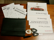 ポルシェ 911(Type997) ターボS PDK D車 PCCB 2トーンフルレザー 内装レアオプション多数装備 元ポルシェ認定中古車  室内保管禁煙車の中古車