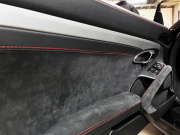 ポルシェ 911(Type991.2) GT3 Sクロノ PCCB クラブスポーツ オールレザー LEDヘッドライト　OP総額475万円  禁煙車の中古車