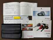 ポルシェ 911(Type997) カレラ4S　ティプトロニックS　D車　車検令和8年8月　Sクロノ　Sエグゾースト　オールレザーインテリア　カーボンパッケージ　禁煙車　室内保管の中古車