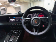 ポルシェ 911(Type992) カレラ　992.2　ワンオーナー　OP504万円　禁煙車　室内保管 　ディーラー保証の中古車