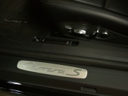 ポルシェ 911(Type991) カレラS PDK　スポーツクロノPKG 2013年モデル D車 黒革の中古車