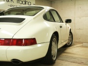 ポルシェ 911(Type964) カレラ2 ティプトロニック 希少右ハンドル ディーラー車 H29年12月EGオーバーホール済 禁煙 記録簿 室内保管の中古車