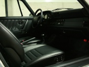 ポルシェ 911(Type964) カレラ2 5MT 2オーナー 希少低走行ディーラー車 フルオリジナル  サンルーフ 記録簿 禁煙室内保管の中古車