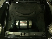 ポルシェ 911(Type993) ターボ 4WD 96年モデル ミツワD車 希少ブラックM H30/4エンジンオーバーホール済 記録21枚 禁煙室内保管の中古車