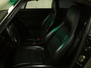 ポルシェ 911(Type993) ターボ 4WD 96年モデル ミツワD車 希少ブラックM H30/4エンジンオーバーホール済 記録21枚 禁煙室内保管の中古車