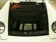 ポルシェ 911(Type993) ターボ 4WD 96年モデル ミツワＤ車 希少低走行車 記録簿 禁煙車 室内保管車輌の中古車