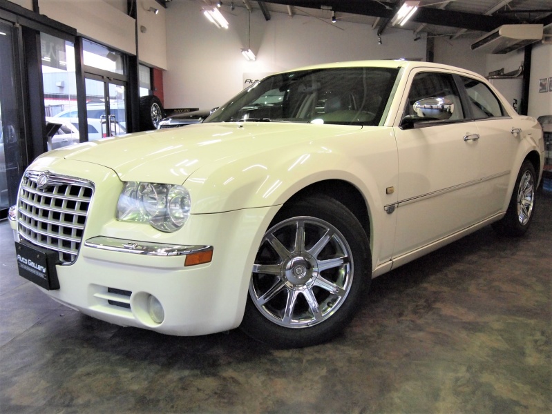 中古車・新車情報 クライスラー 300C 