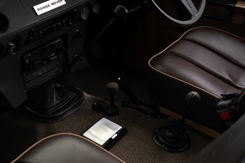 レンジローバー パドルシフト VPLSV0187CAY レッド/ブラック レンジ