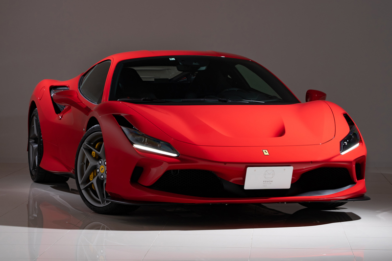 新品Ferrari F8 トリブート　日本語版 ハードカバー仕様 厚口カタログ フェラーリ、正規ディーラー「M-Auto Italia」の20周年記年
