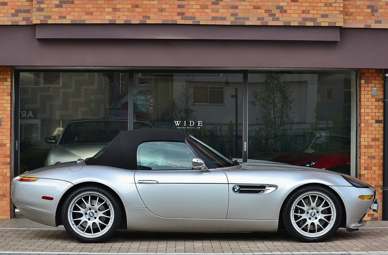 京商 BMW Z8 クロームメッキ ミニカー