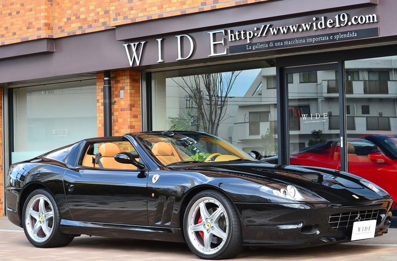 フェラーリ❗️ヴァンタイプ(13センチ)イタリア製 フェラーリ❗️ヴァンタイプ(13センチ)イタリア製 フェラーリ