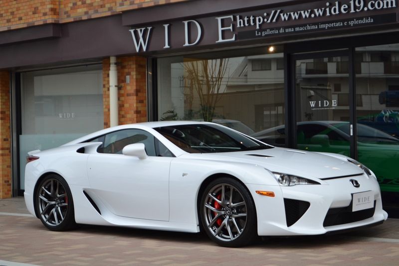 中古車・新車情報 レクサス LFA 