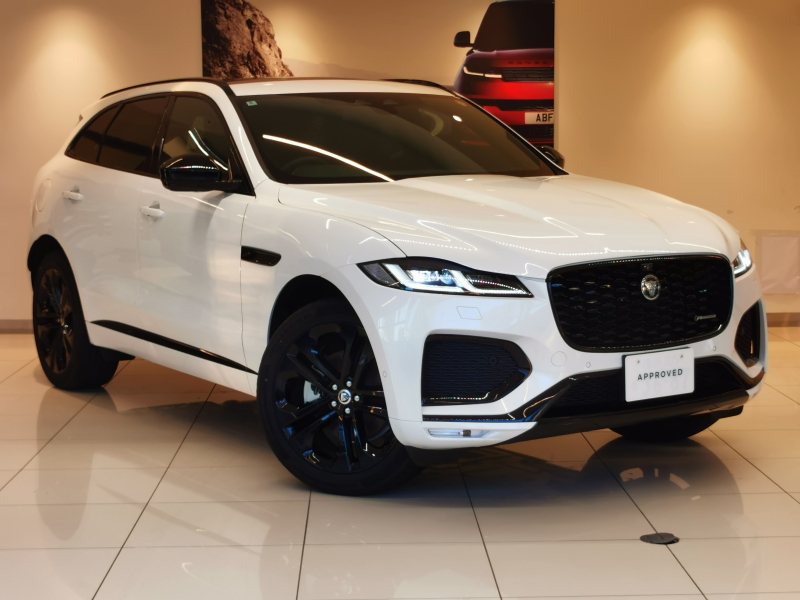 ジャガー F-PACE RダイナミックSE 2.0L D200 AWD 1オーナー 黒革シート サンルーフ フロントシートヒーター MERIDIANサウンド 21インチアルミホイール ブラックエクステリアパック ステアリングヒーター 電動調整ステアリングコラム