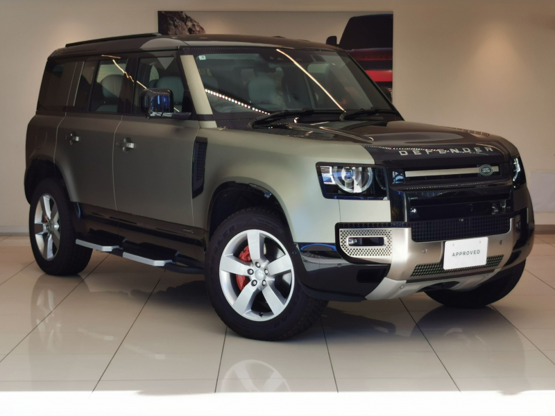ランドローバー ディフェンダー 110 X 3.0L D350 AWD 1オーナー 白シート サンルーフ フロントシートヒーター＆クーラー、リアシートヒーター ヘッドアップディスプレイ フィックスドサイドステップ MERIDIANサラウンド 20インチアルミホイール ステアリングヒーター