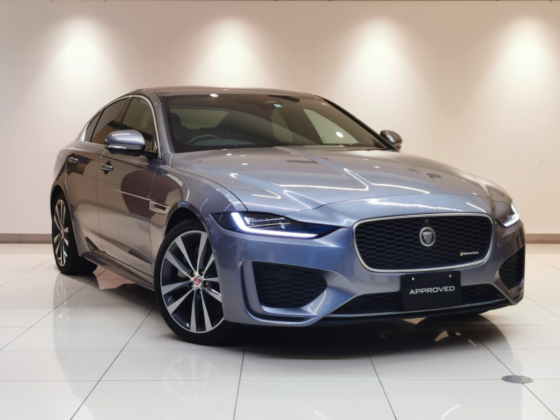 STOCK CARS – JAGUAR XE | MIDLANDS × BCJapan