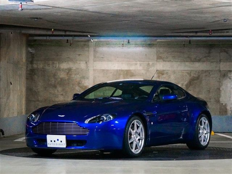 V8 ヴァンテージ